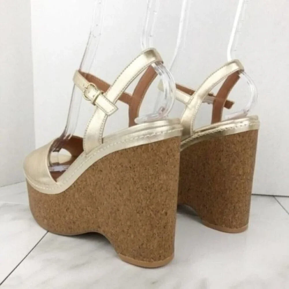 STEVE MADDEN Shayne Gold Kork Wedges